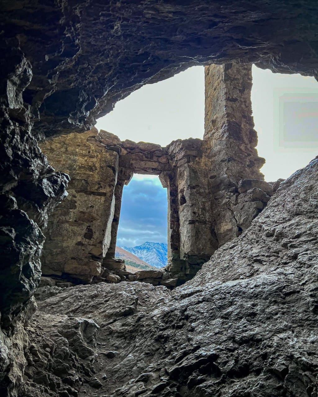 Дзивгисская крепость (Республика Северная Осетия Алания). Автор: anna.dallakian, фото 1