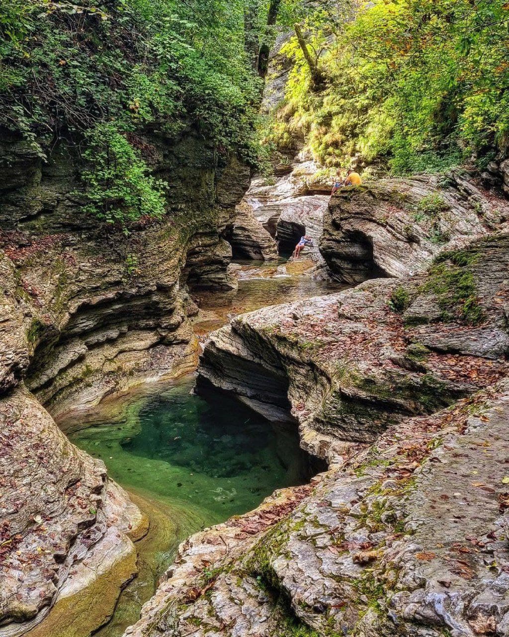 Бешенка - горная река в окрестностях Красной Поляны (Краснодарский Край). Автор: evgeny_travel, фото 1